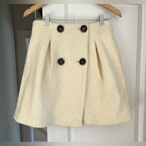 Elle Sasson women’s wool boucle skirt button front ivory sz. S pockets NWOT